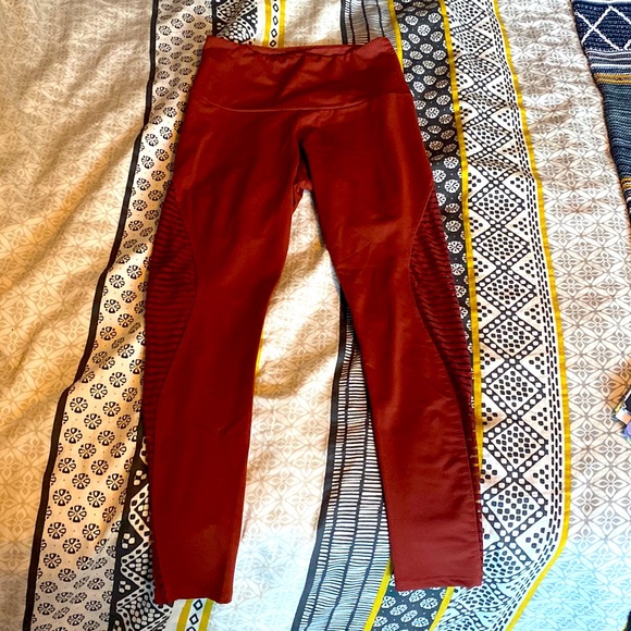 Burnt orange workout tights - Picture 1 of 2